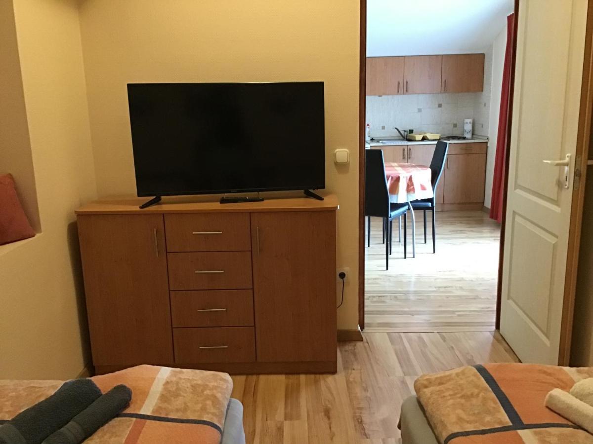 Dravecz Apartman Balatonlelle Exterior photo