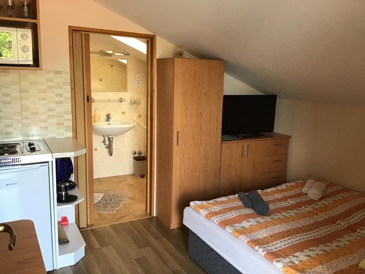 Dravecz Apartman Balatonlelle Exterior photo