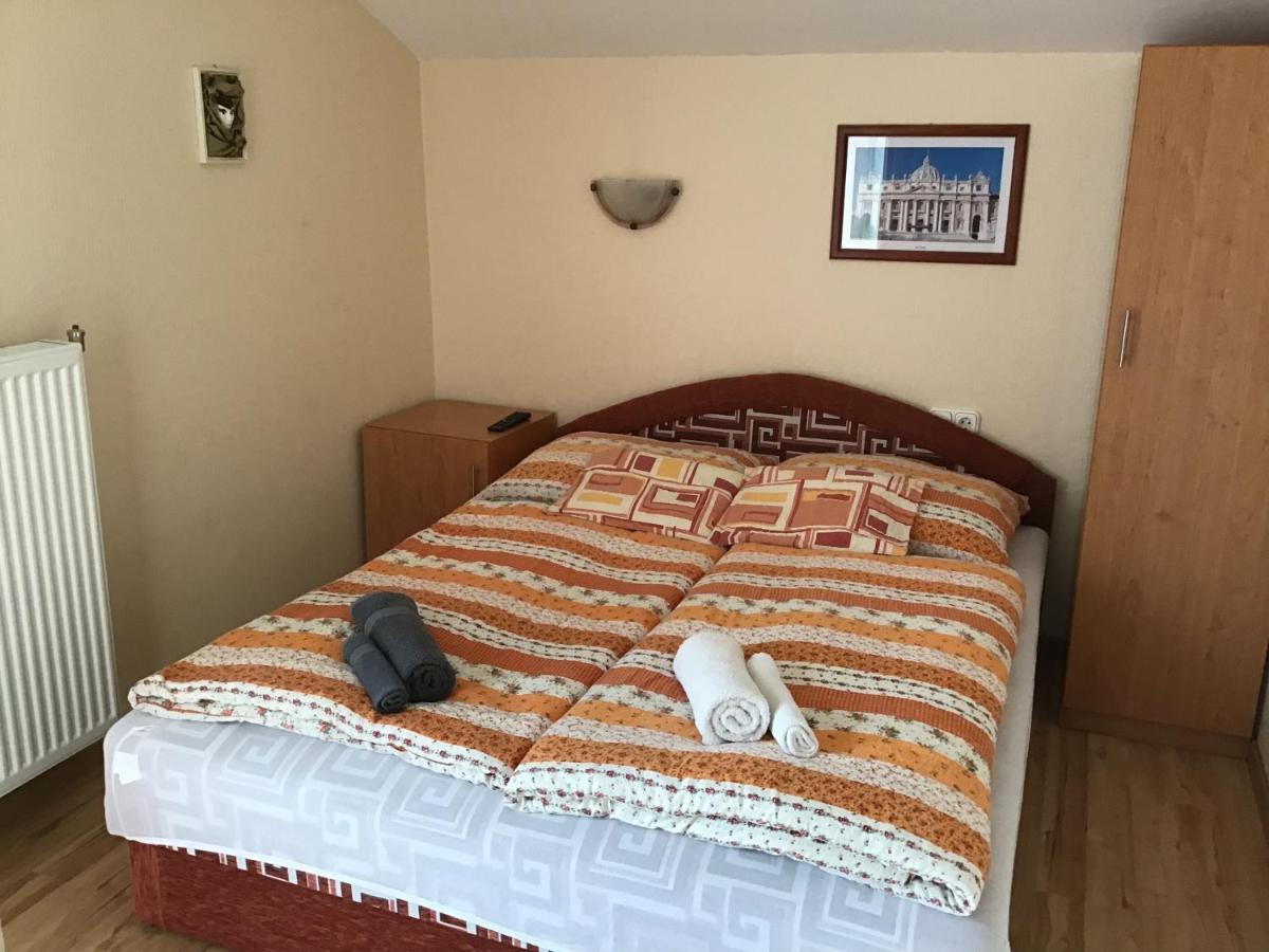 Dravecz Apartman Balatonlelle Exterior photo